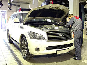 Диагностика Infiniti QX80: фото работ автосервиса ДжапСервис в Москве №2 Диагностика Infiniti QX80: фото работ автосервиса ДжапСервис в Москве №2